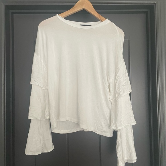Mustard Seed Tops - NWOT Mustard Seed white tiered long sleeve - M